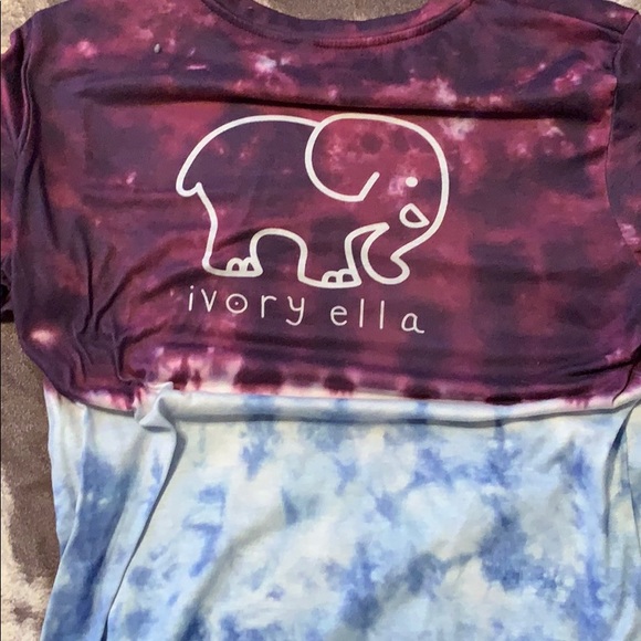 Shirt - Picture 4 of 4